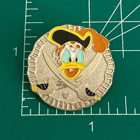 Disney Donald Duck Pirate Coin Trading Pin New Hidden Mickey Enamel Swords Token - Picture 5 of 6